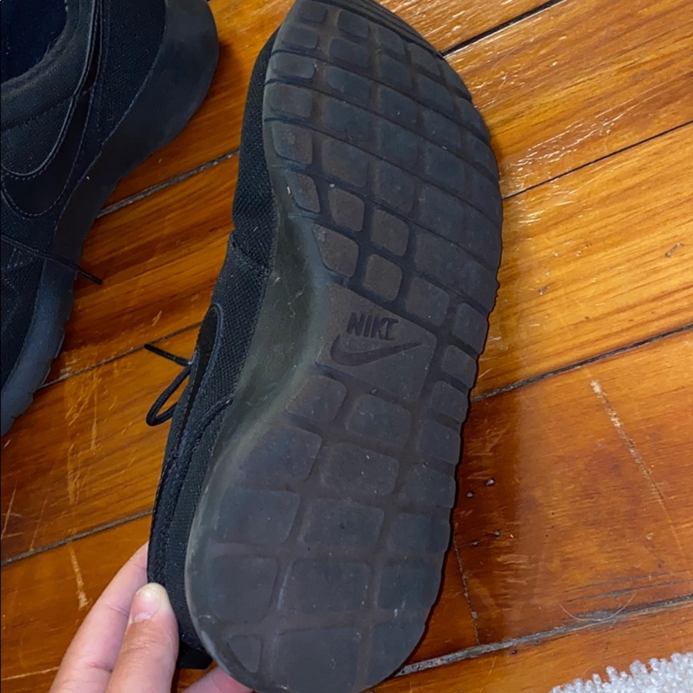 Nike Roches!! - Picture 2 of 2